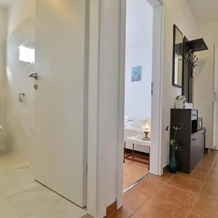 Mala Lanterna Apartman *