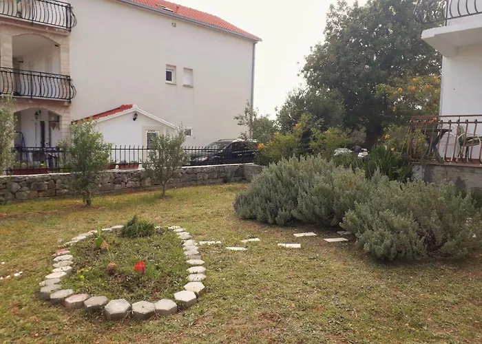 Mala Lanterna