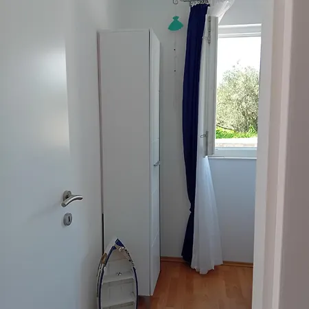 Mala Lanterna 아파트